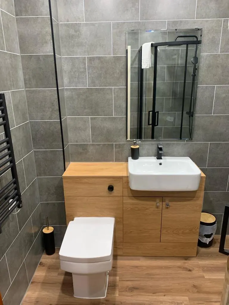Modern Grassmarket Apartment Edinburgh