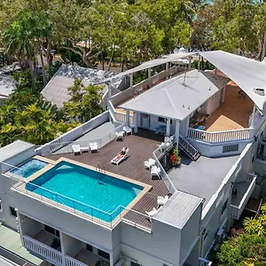 Sarayi Boutique Aparthotel Palm Cove