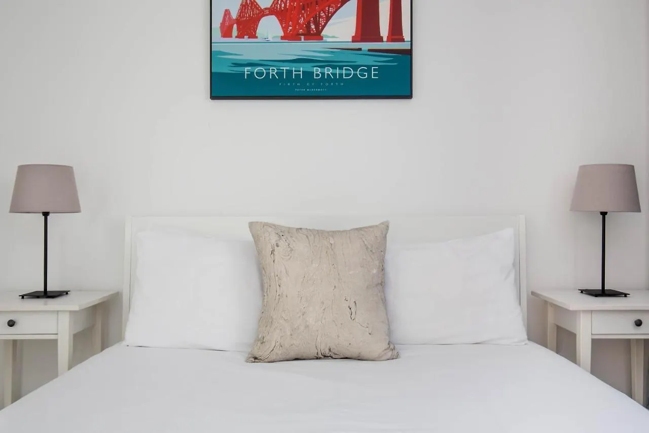 Modern Grassmarket Apartment Edimburgo Reino Unido